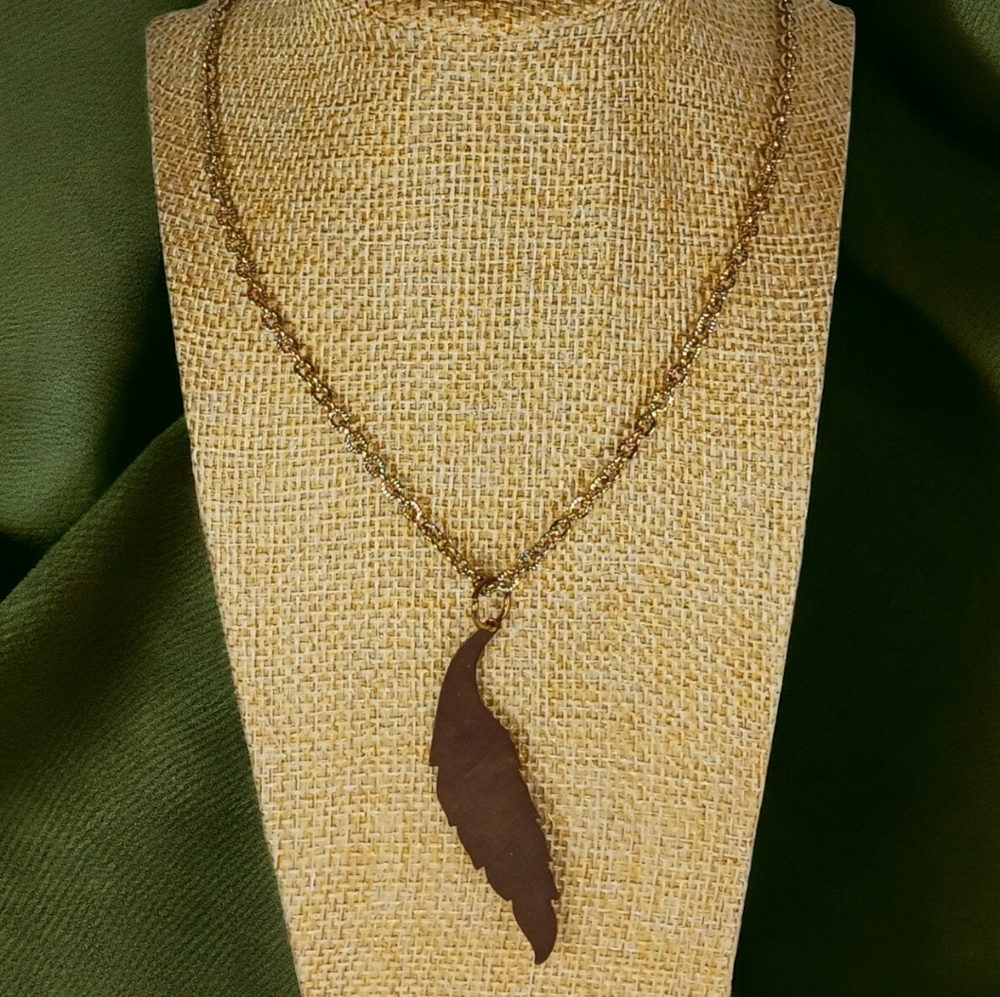 Antique look Leaf / Feather Charm Long  Necklace Retro Amulet Talisman Bronze - Picture 9 of 12